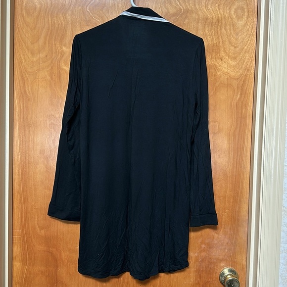 💖 Victoria’s Secret Sleep tee - Picture 6 of 7